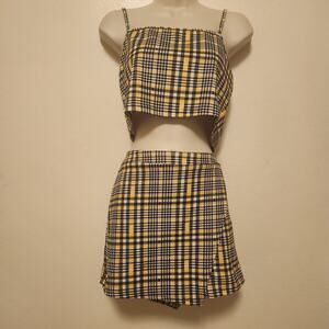 Plaid yellow & black 2 piece skort short and Midi Tank Size Large